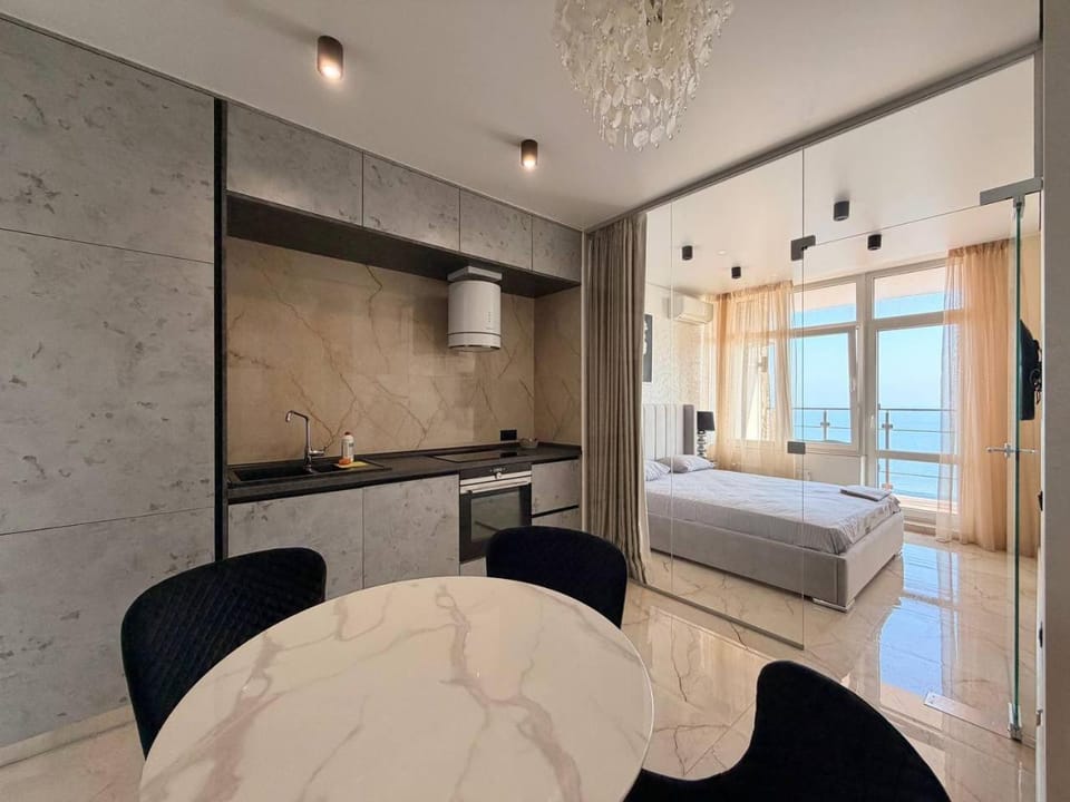 Kamanina 16 Design 2-bedrooms Apartment Apartment in Odessa
