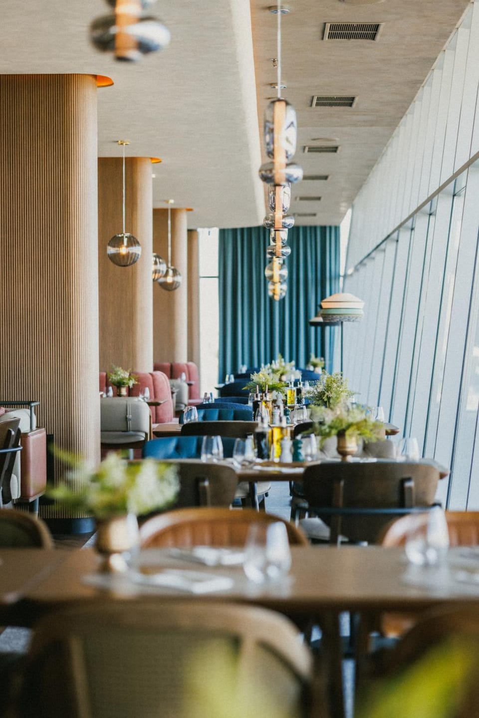 Restaurant/places to eat, Food and drinks