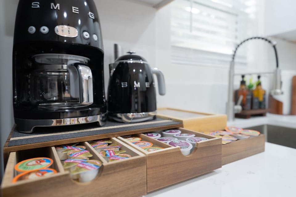 Coffee/tea facilities, Kitchen or kitchenette, toaster