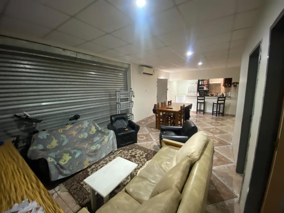 Casa en alquiler por la llegada del Papa House in Luján