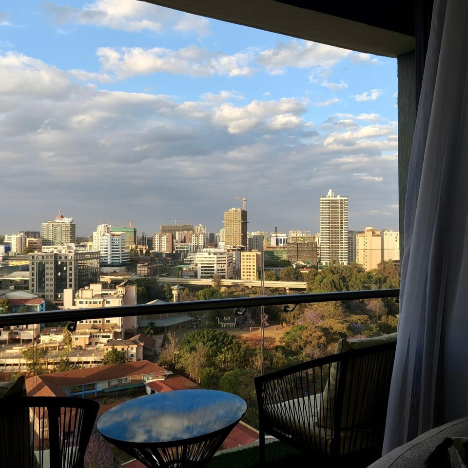 Property building, Day, View (from property/room), Balcony/Terrace, City view