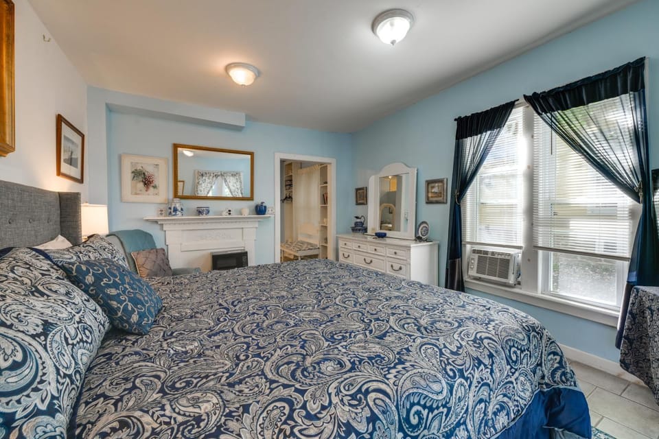 Near Lakes & Trails! Cozy Finger Lakes B&B Suite Apartment in Cayuga Lake
