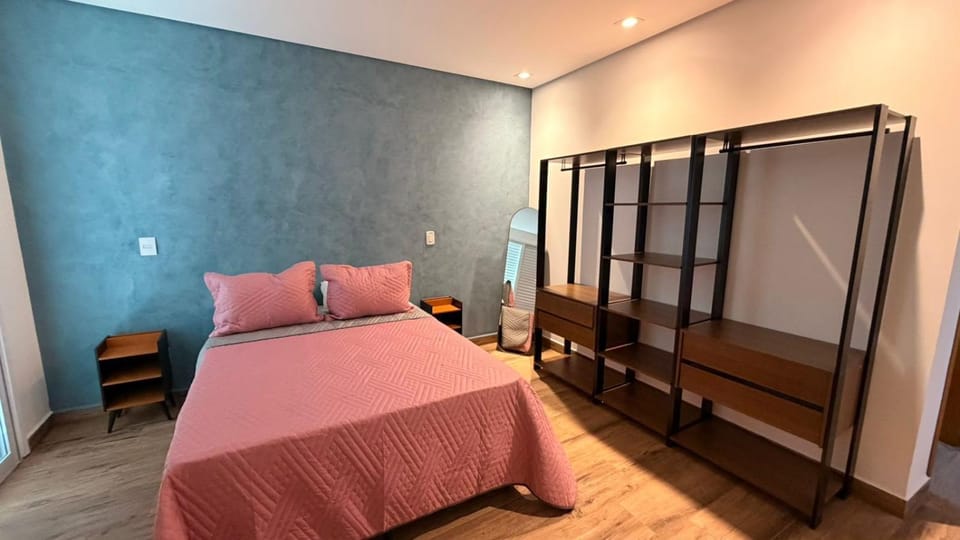 Luxo e diversão no ninho verde 2 pardinho para 15 pessoas House in São Bernardo do Campo