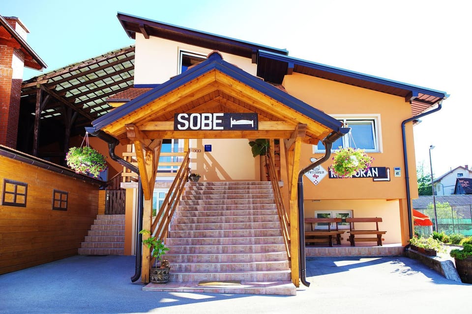 Property building, Facade/entrance, Property logo or sign