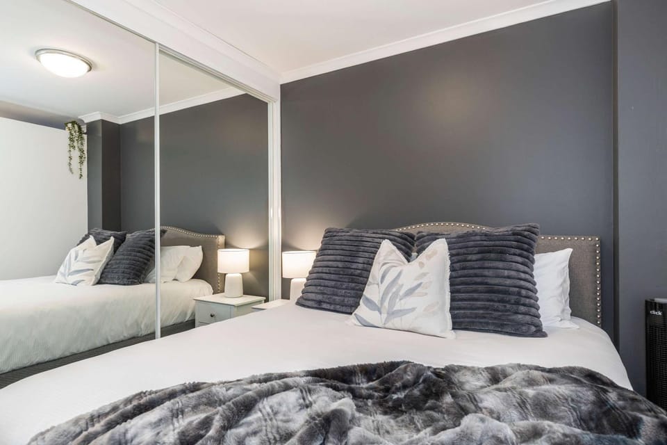 Surry Hills Pet Friendly Pool Gym Balcony Parking Apartment in Surry Hills