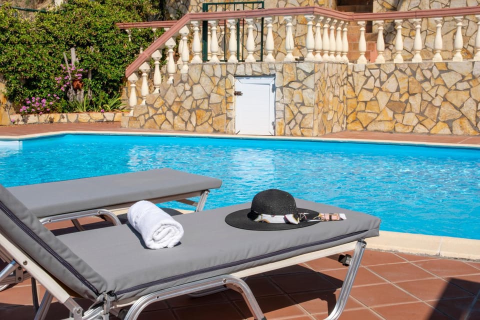 Kefalonian 360° Sunrise Apartment in Cephalonia