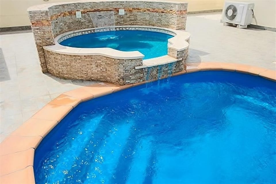 Massage, Spa and wellness centre/facilities, Swimming pool, Swimming pool