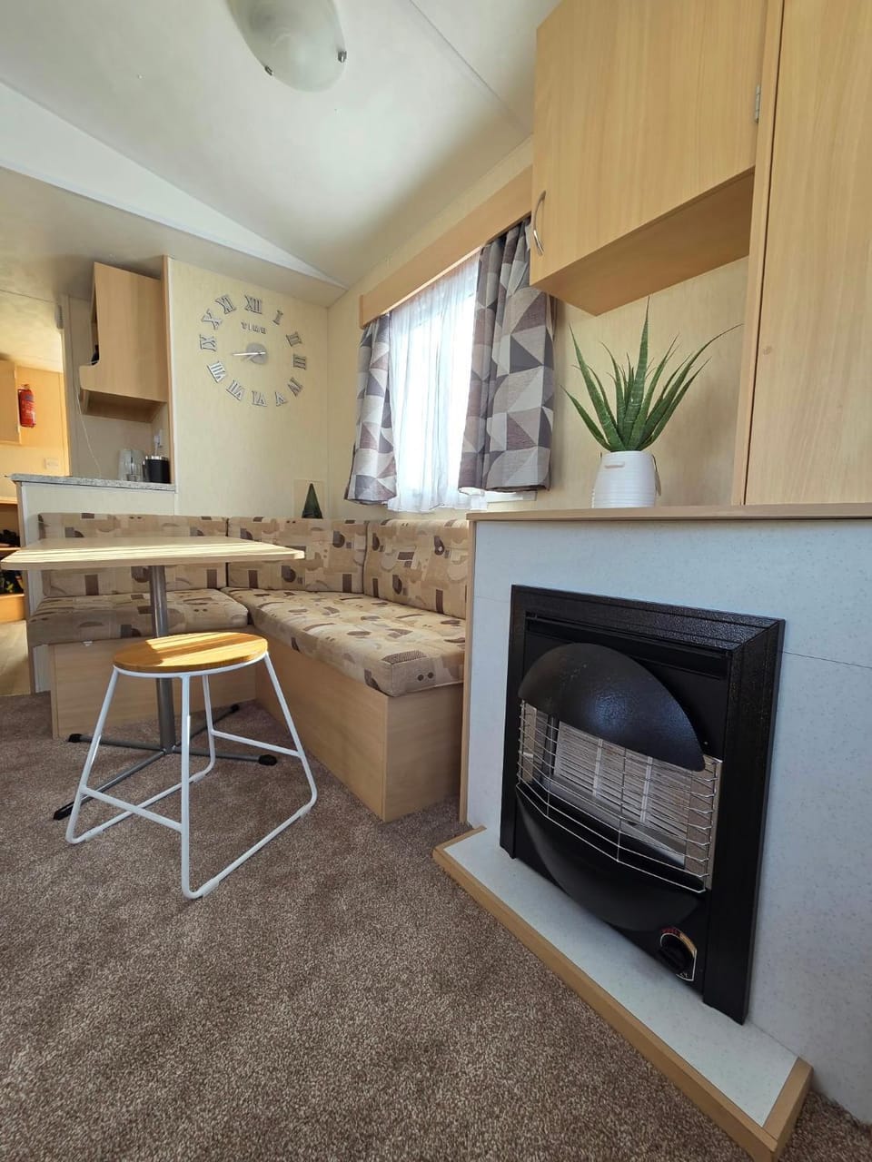 Darwin Caravan, your home away! Apartment in Camber