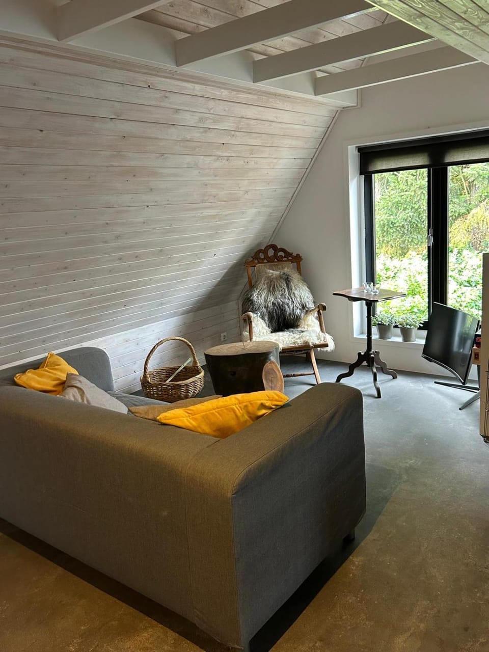Seating area