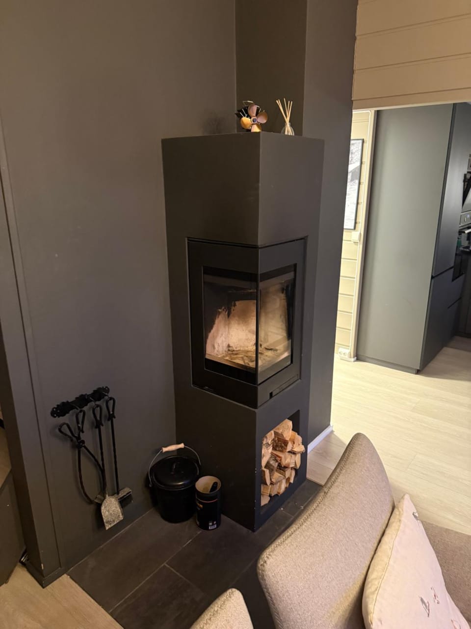 Living room, fireplace