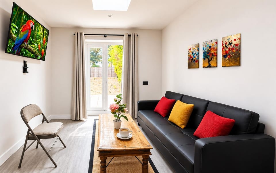 TV and multimedia, Living room, Seating area