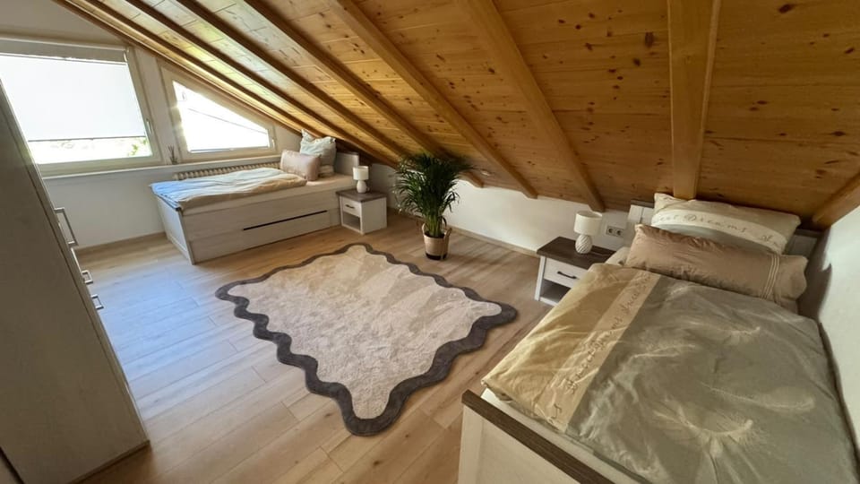 Bedroom, children