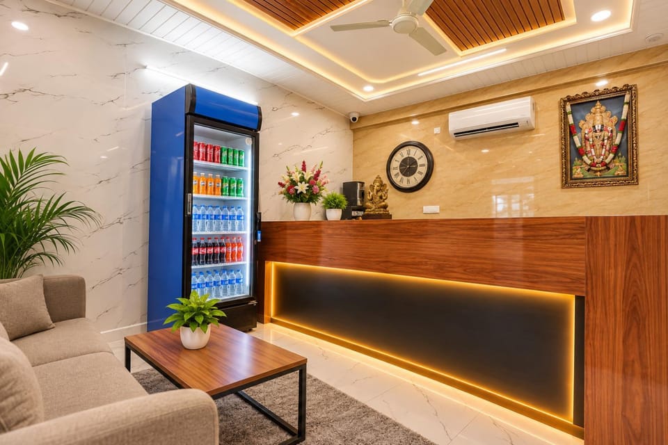 Facade/entrance, Lobby or reception, Seating area, Drinks