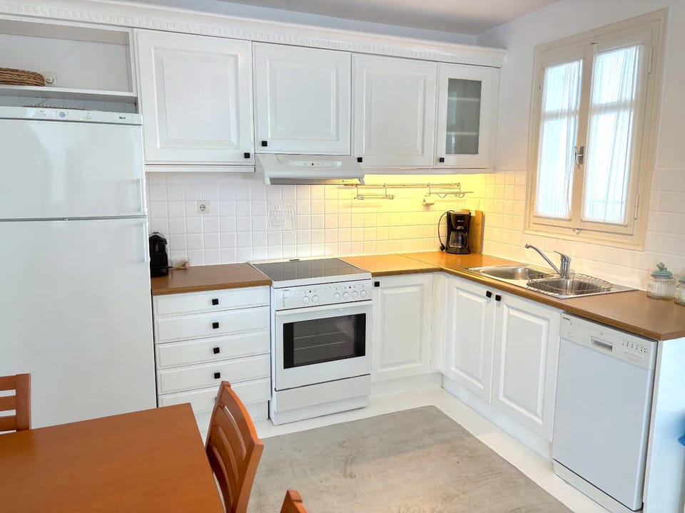Anthos House House in Mykonos, Mikonos 846 00, Greece