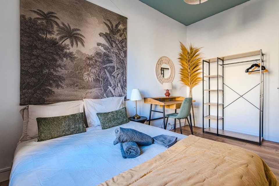 Bed, Bedroom, wardrobe