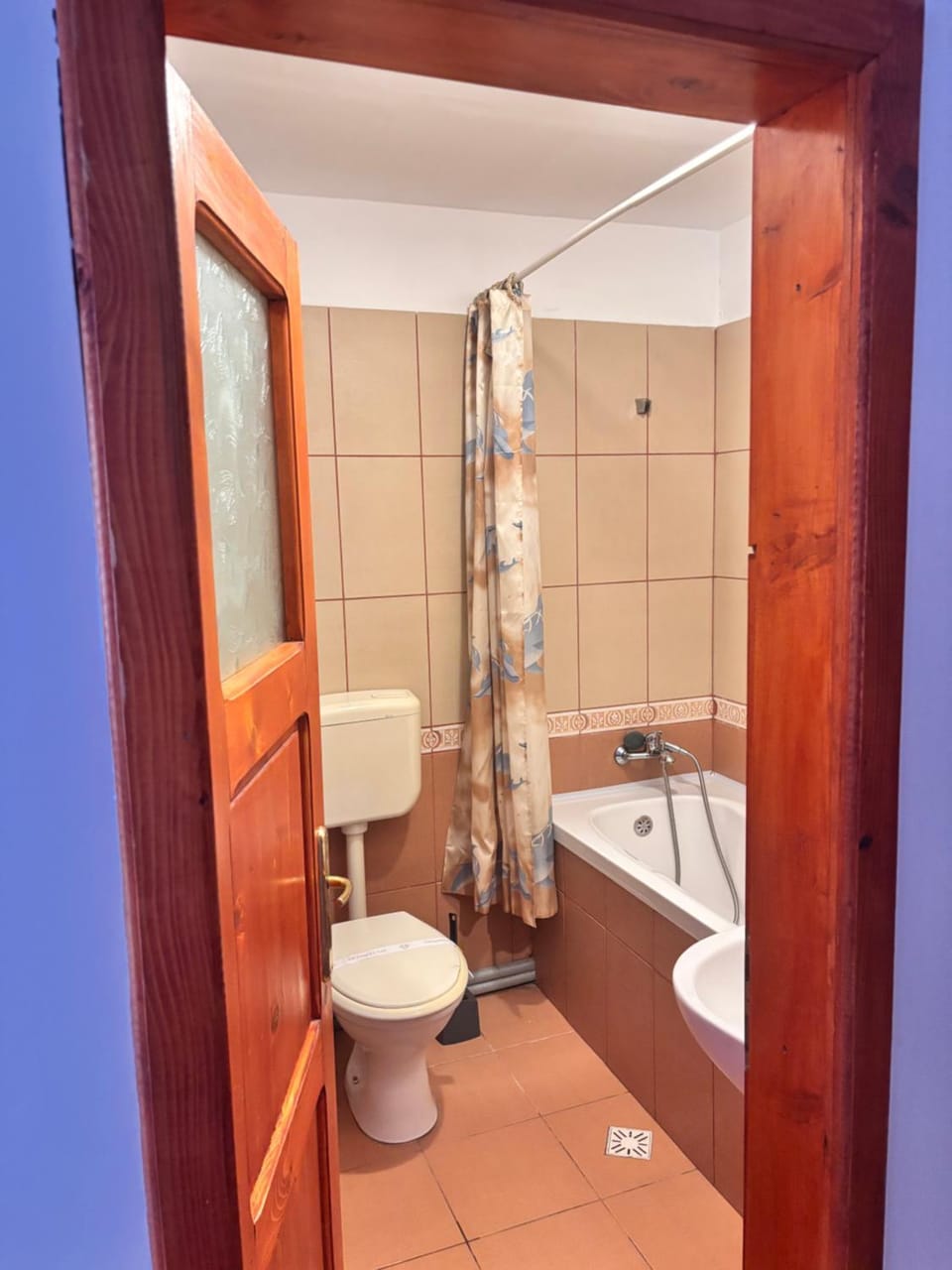 Retro 76 Hotel in Romania