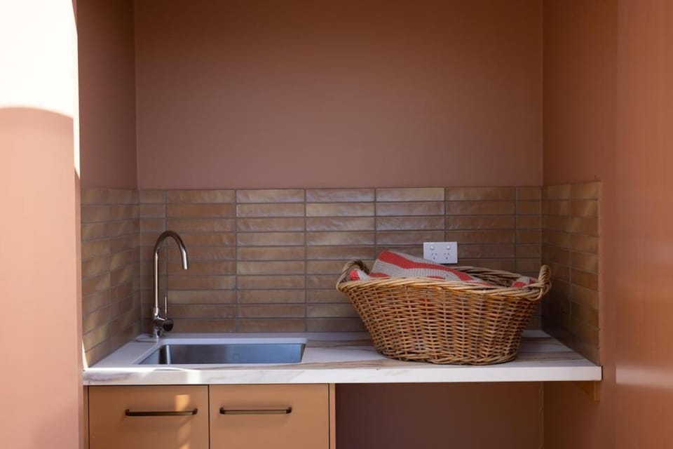 #1 Piper Street Collection - Luxe Cabin, Kyneton Cabin in Kyneton