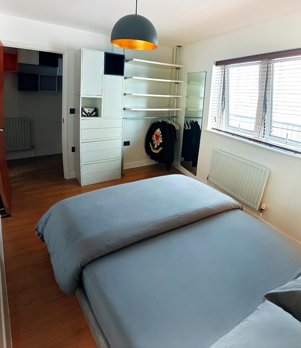 Industrial-Chic Flat in London Fields Apartment in London Borough of Hackney