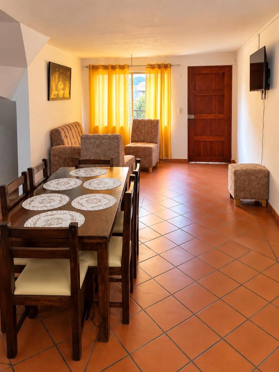 TV and multimedia, Living room, Dining area
