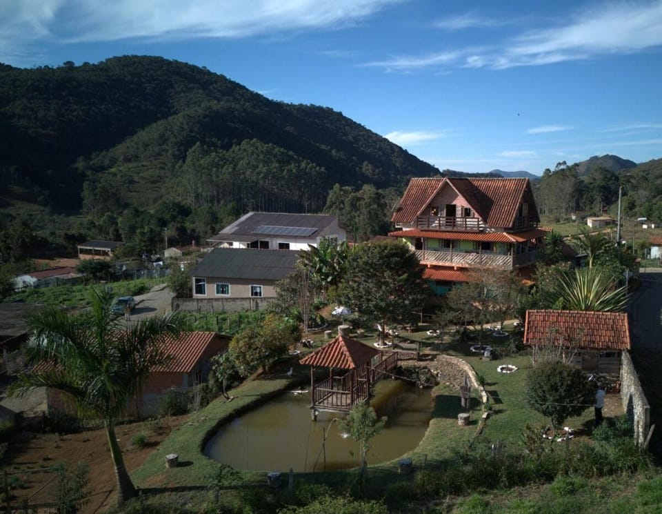 Lago, natureza, conforto e charme- Ideal para família Chalet in State of Rio de Janeiro