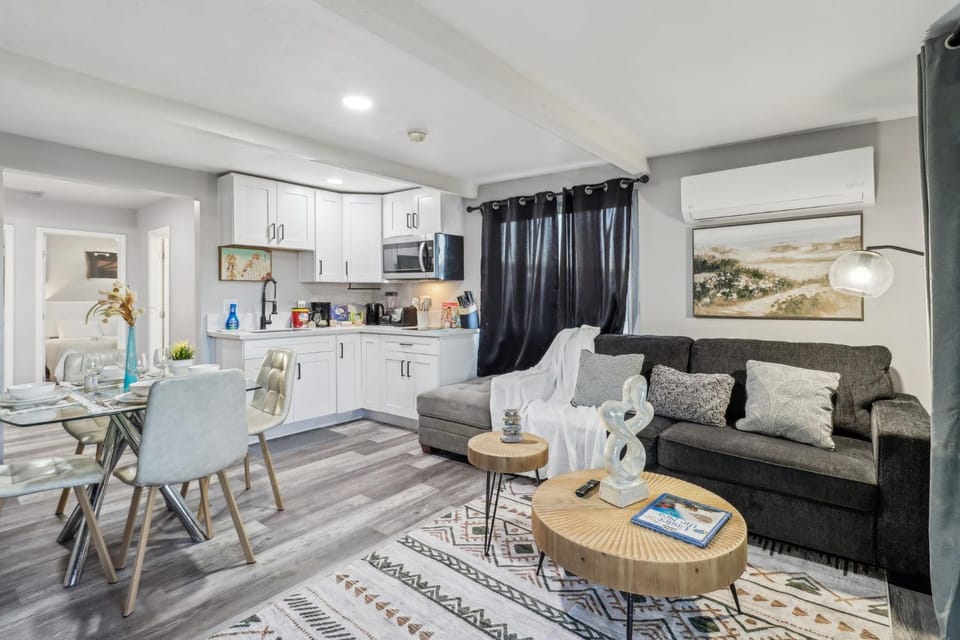 Entire Private Home with 2 Bedrooms, Gated Yard, 2 Parking, Fast WiFi, Laundry, Available Now House in Spring Valley