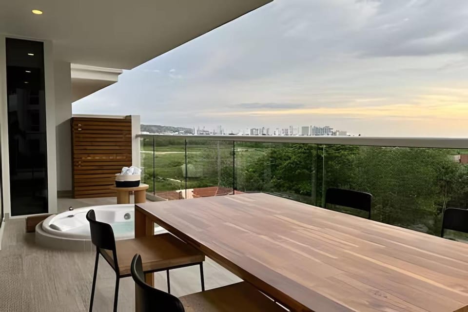 View (from property/room), Balcony/Terrace