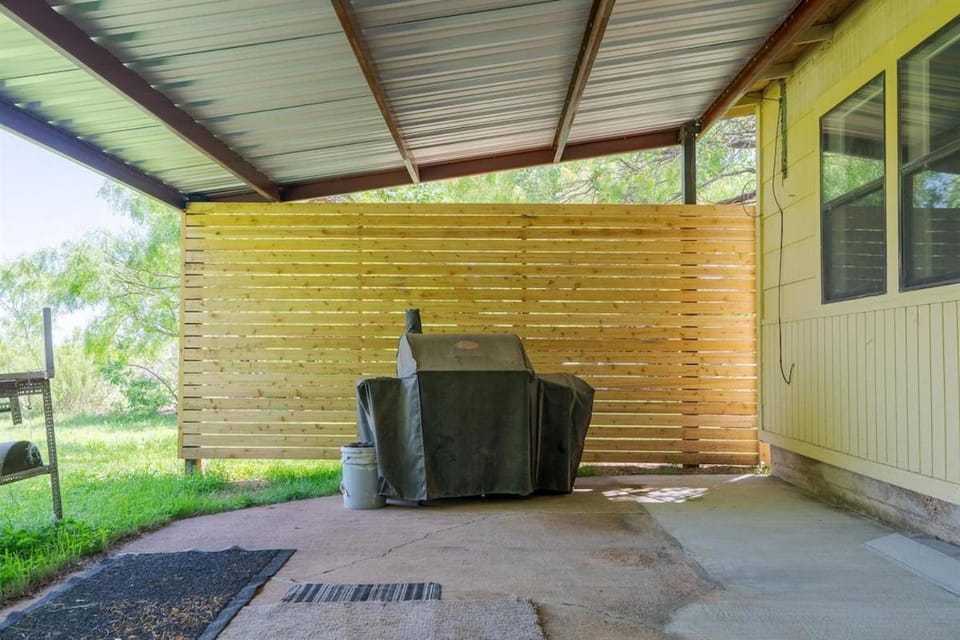 Lake Front Getaway on Lake Ft Phantom House in Abilene