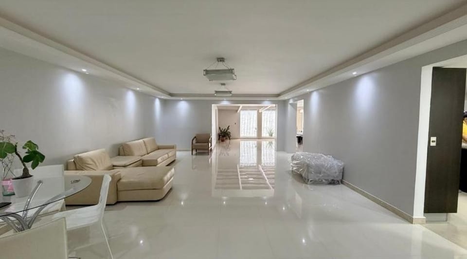 LA HUAYRITA Las Mercedes Apartment in Caracas