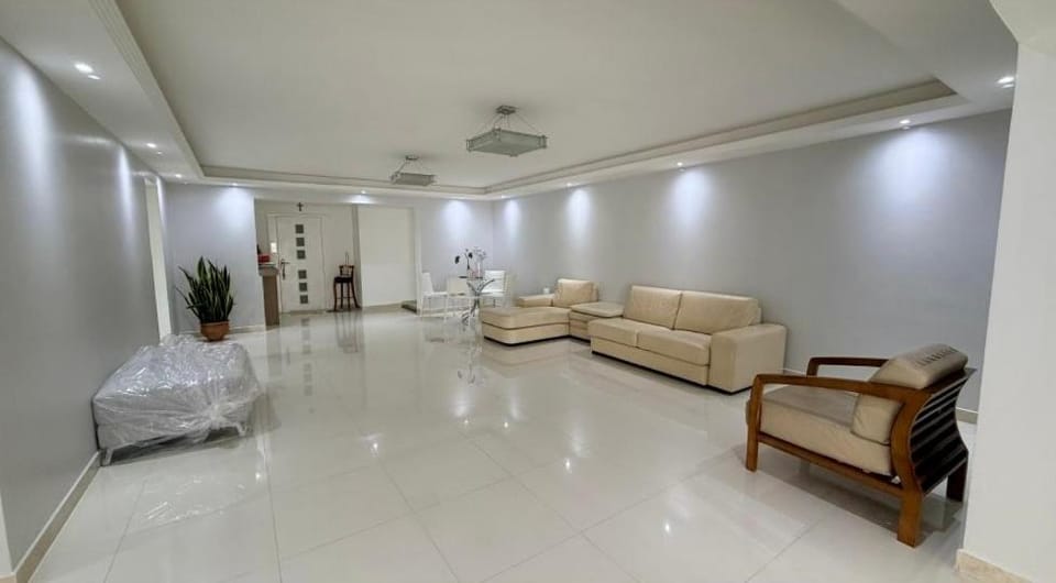 LA HUAYRITA Las Mercedes Apartment in Caracas
