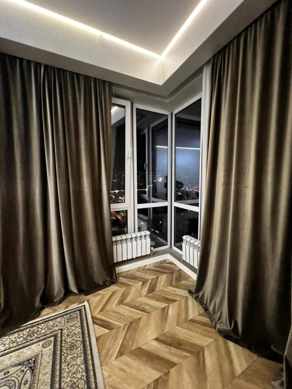 Терракотта трешка Apartment in Almaty