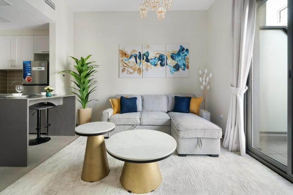 Modern 1BR in Town Square Safi 1B with Pool and Gym Access Apartment in Dubai