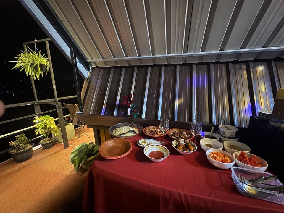 Victoria Eco Cabana Nature lodge in Central Province