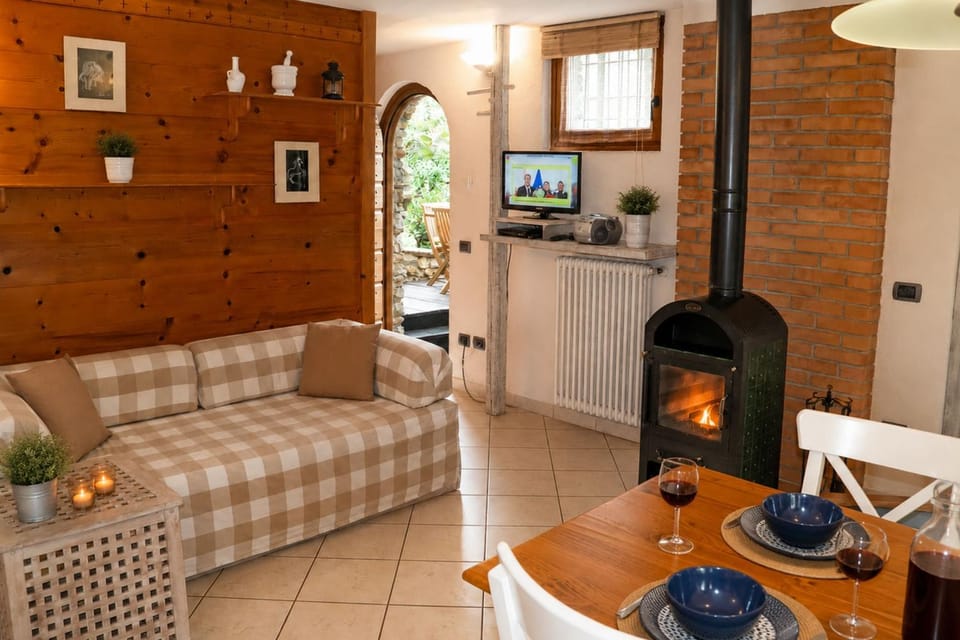 Trebbiano Rubicone Apartment in Colico
