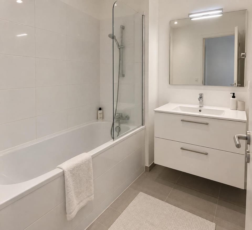 Shower, Bathroom, Bath, towels