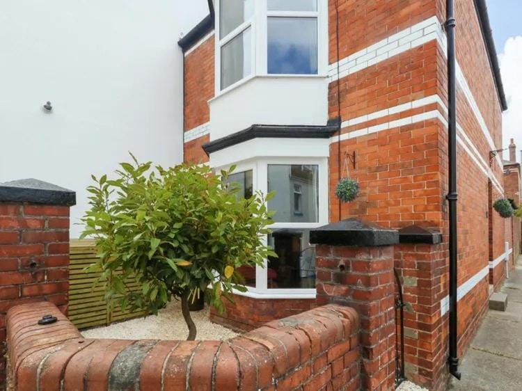 Otter Cottage - Luxury harbourside cottage House in Weymouth