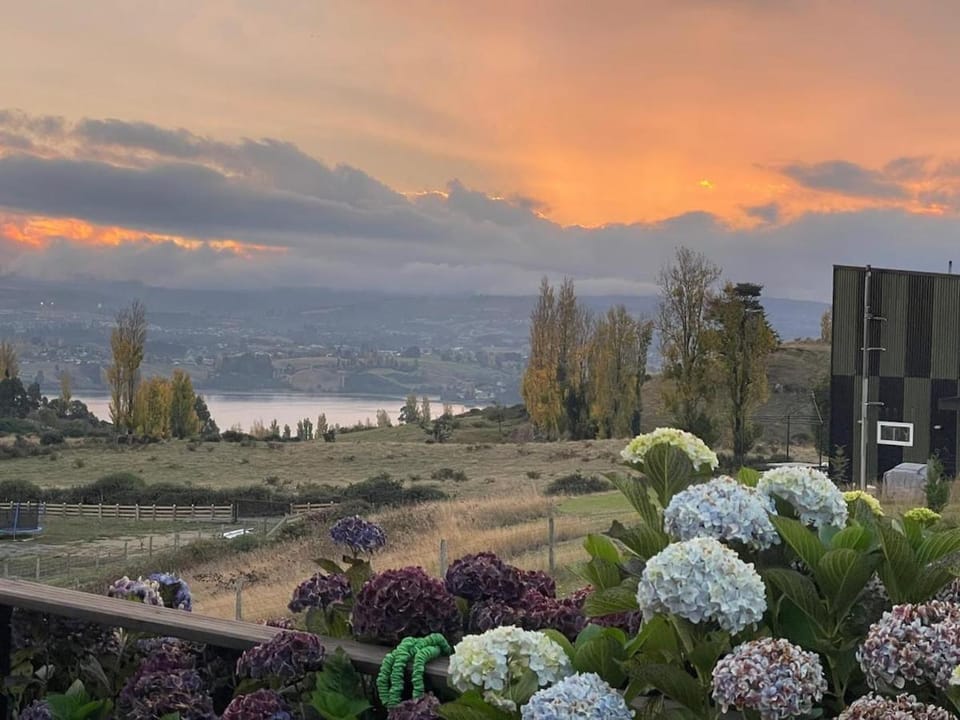 Lovely house with a hot tub in Castro Chiloe House in Los Lagos, Chile