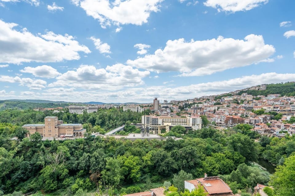 Old Town Tarnovo Big Groups Unit Monument Views Apartment in Veliko Tarnovo