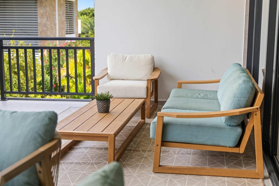 Day, Balcony/Terrace, Balcony/Terrace, Seating area