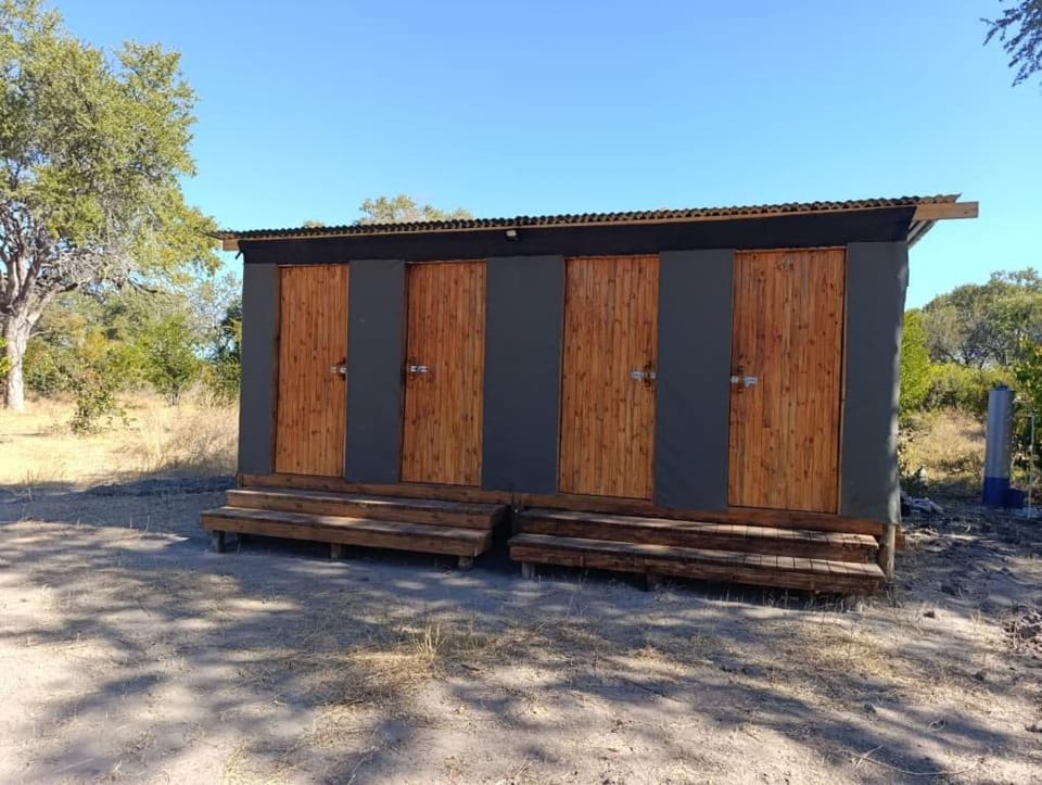 Afroville Khwai Campsite Campground/ 
RV Resort in Africa