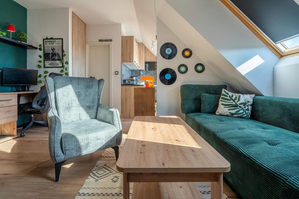 Warm And Cozy Apt with Panoramic Balcony in Sofia Apartment in Sofia