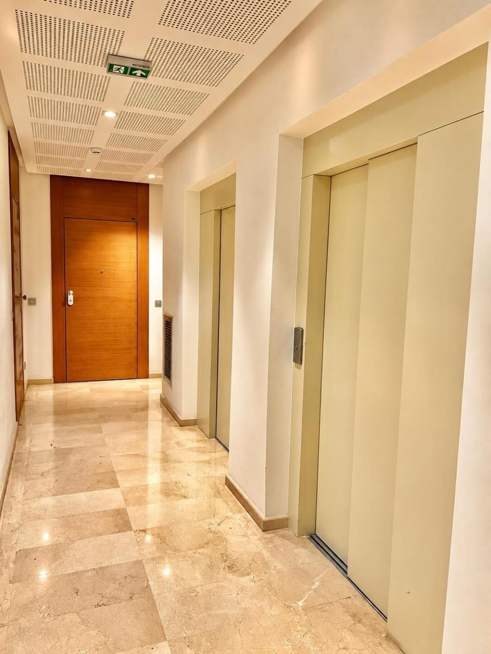 CFC 2 Chambres parking privé CASABLANCA Apartment in Casablanca