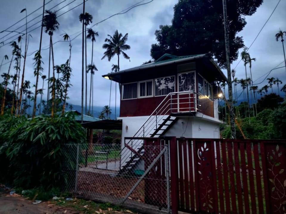 Property building, Garden view