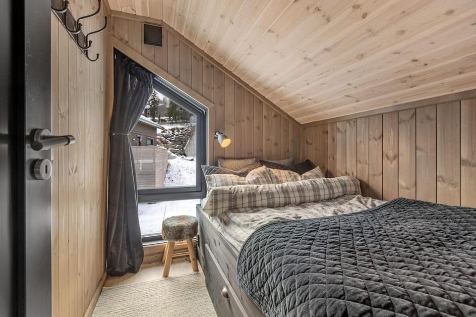 Modern Ski-in Ski-out Cabin Kvitfjell Cabin in Innlandet