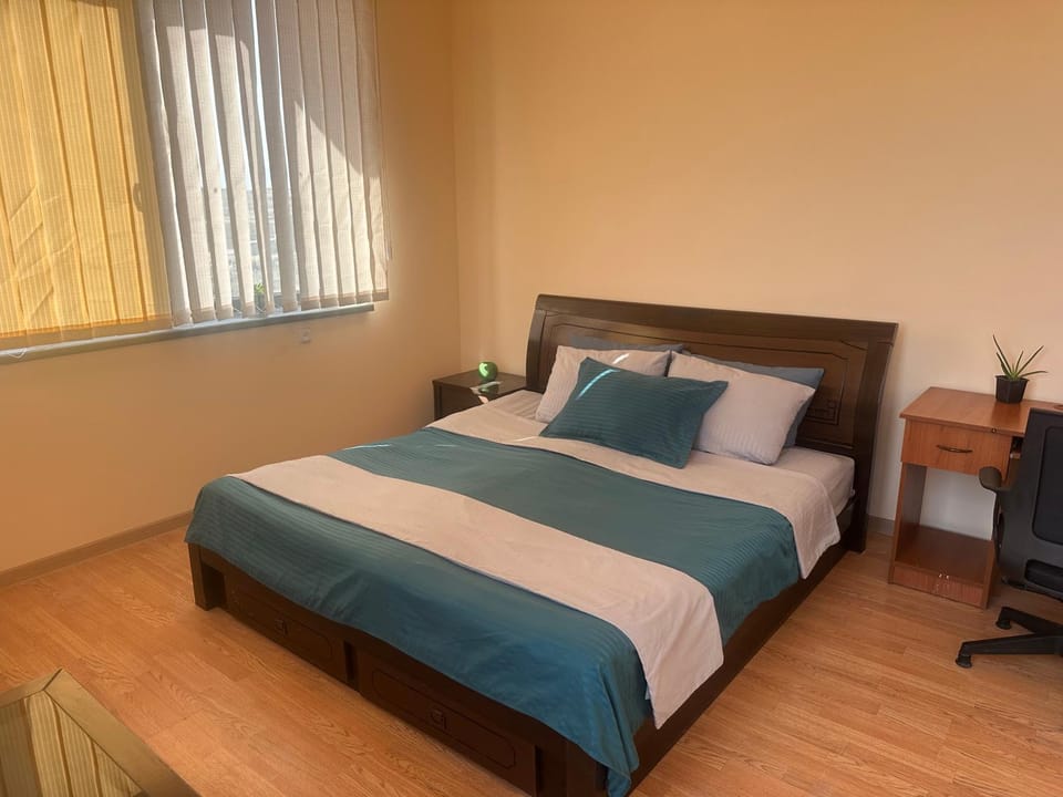 Studio with Mountain Views Bed and Breakfast in Yerevan