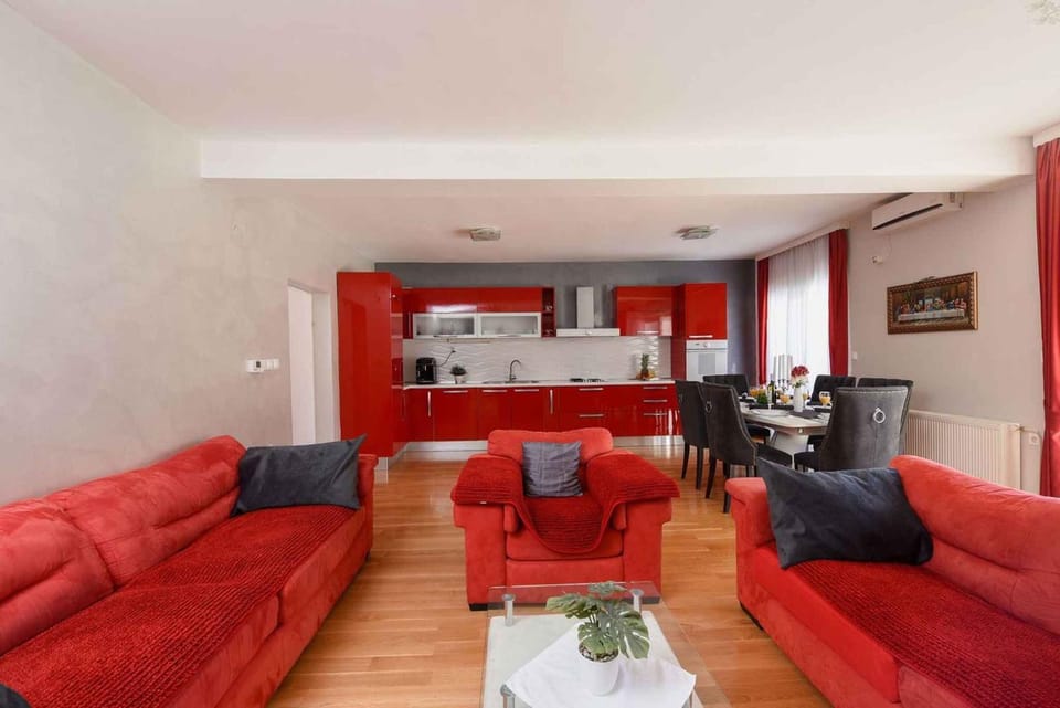 Living room, Seating area, Dining area