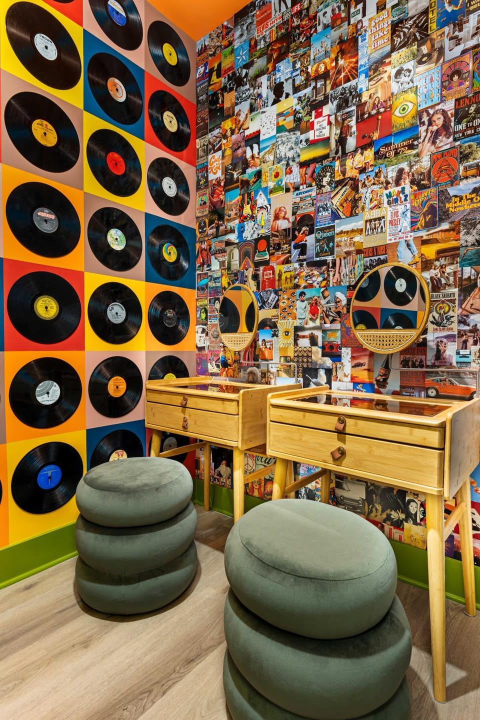 Groovy Time Machine - East Nashville Pool Sauna House in East Nashville