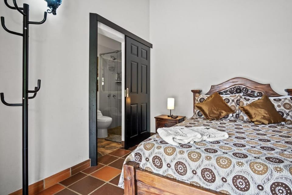 Finca Palmeras - La Buitrera, Cali Villa in Cali