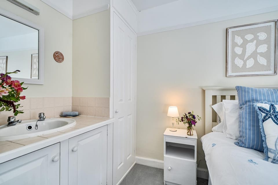 Driftwood House, Salcombe with Free Parking House in Salcombe