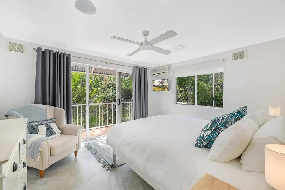 Noosa Hill Haven Apartment in Noosa Heads