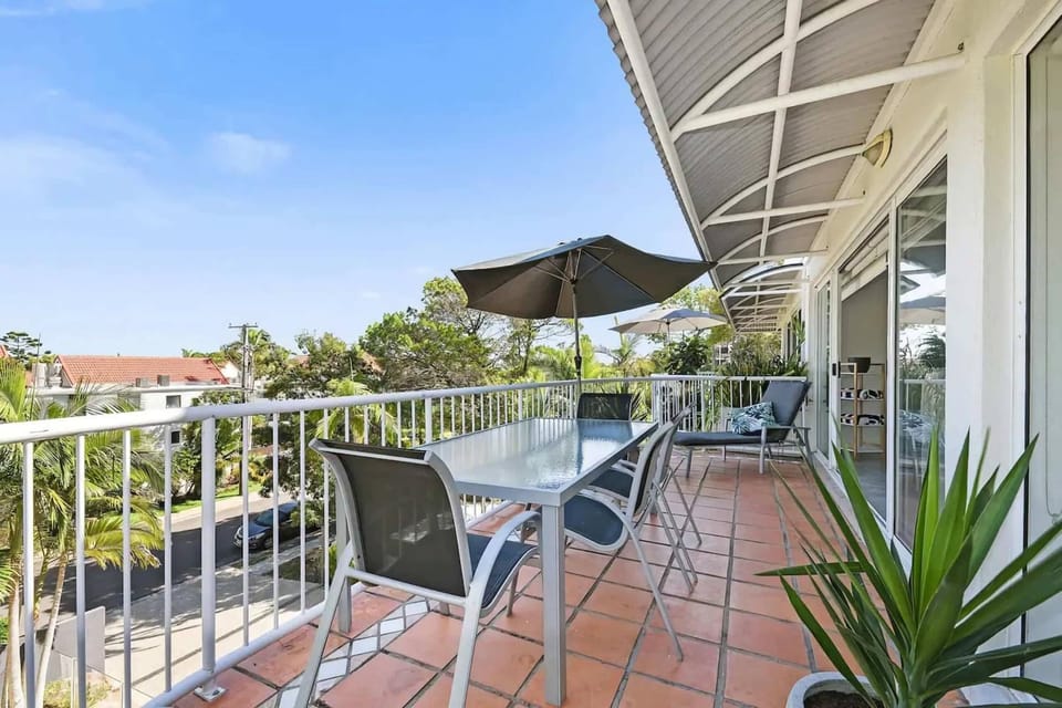 Noosa Hill Haven Apartment in Noosa Heads